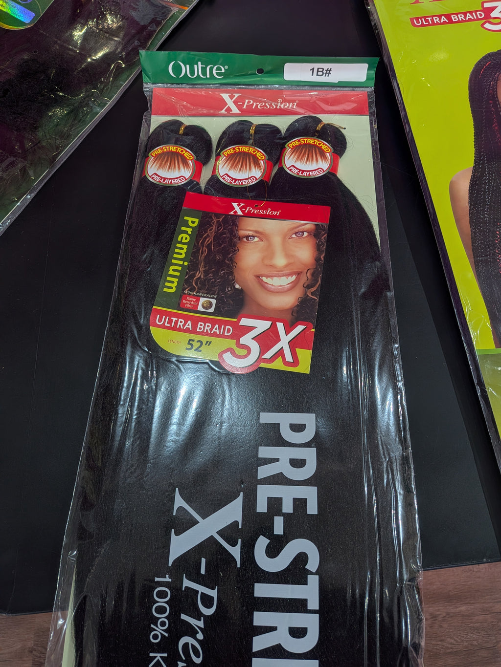 Outre X-Pression Ultra Braid 52" 1B