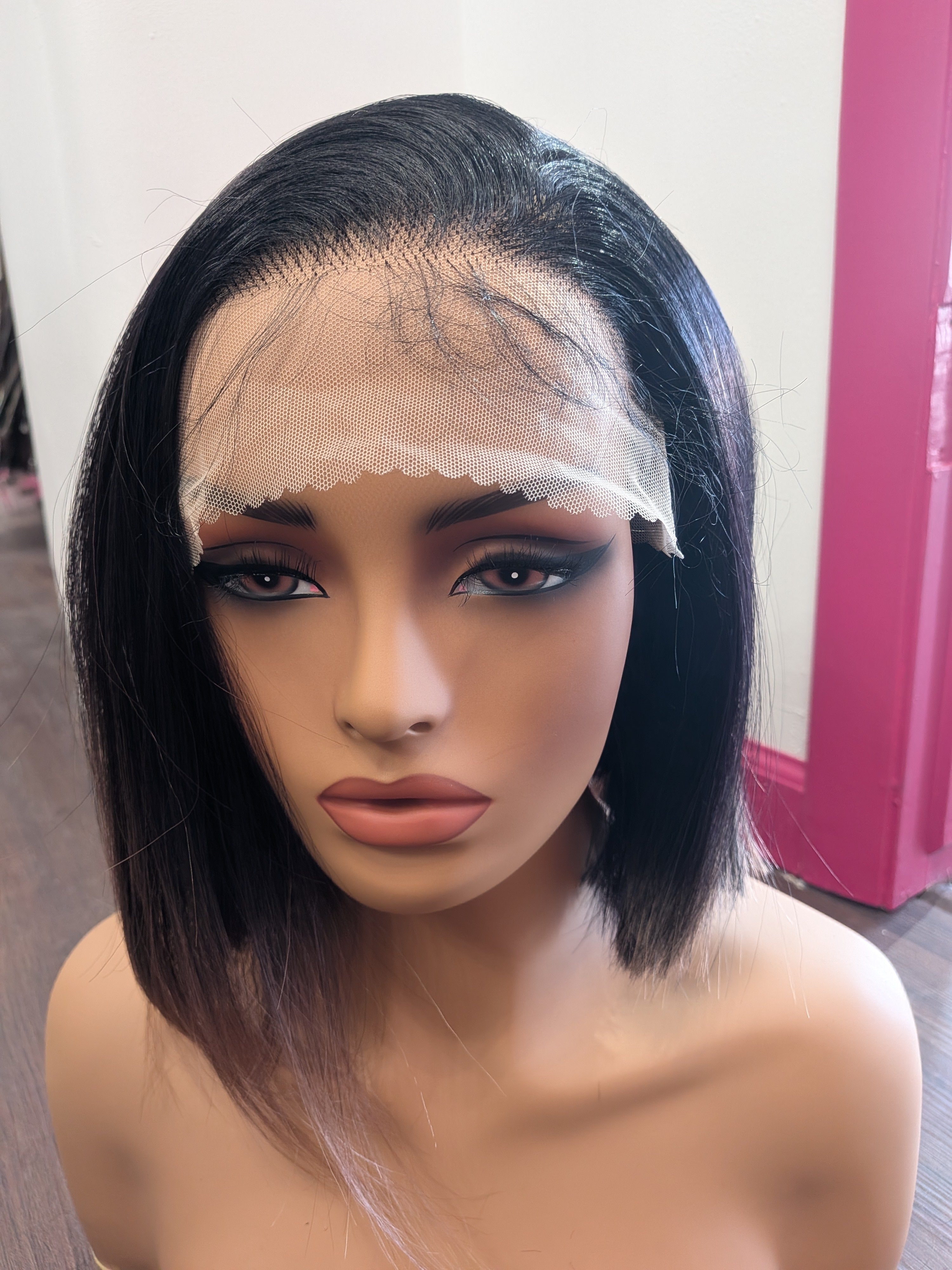 Lace Front Bob Wig (W05YM9)