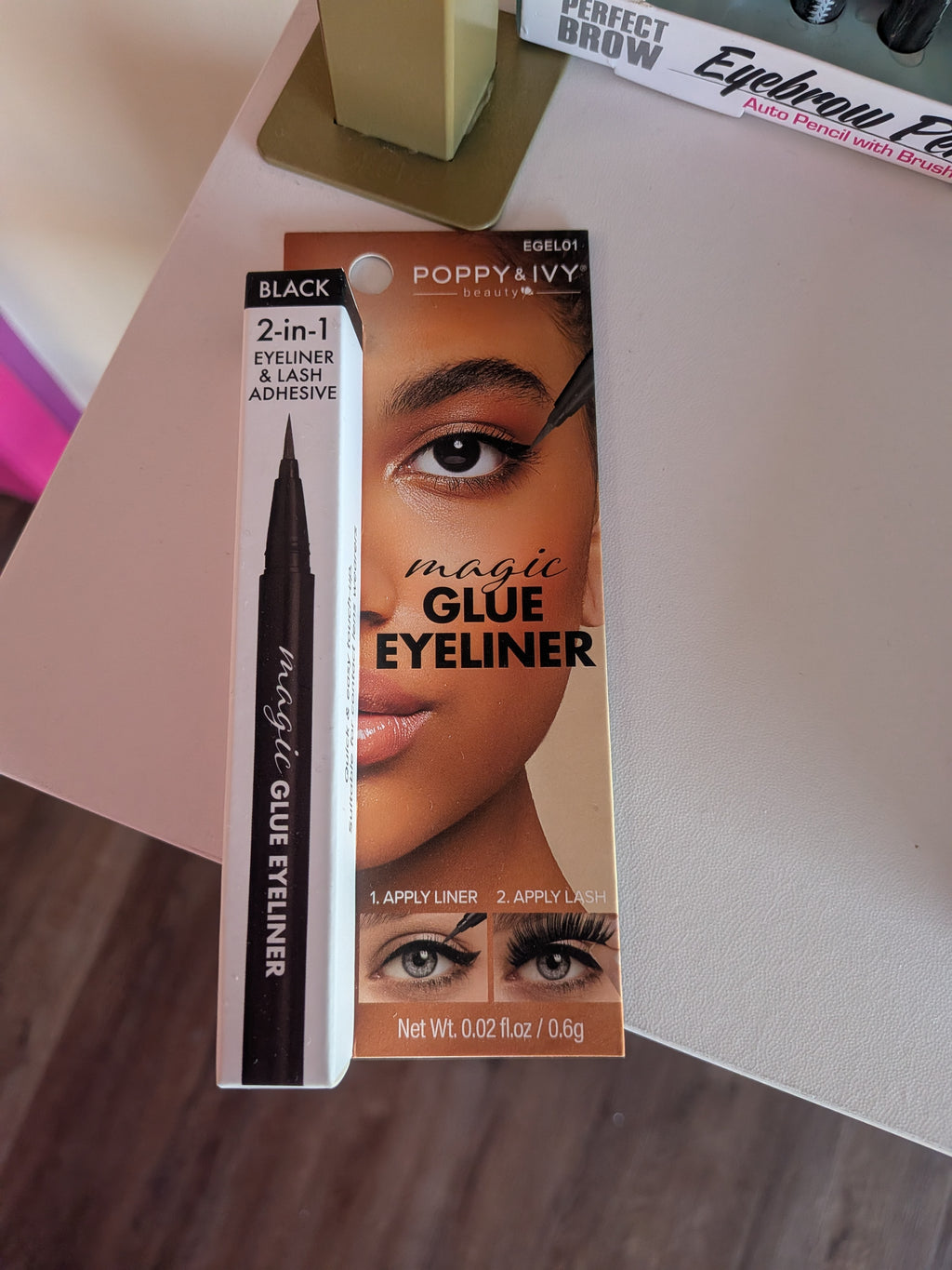Poppy & Ivy Magic Glue Eyeliner