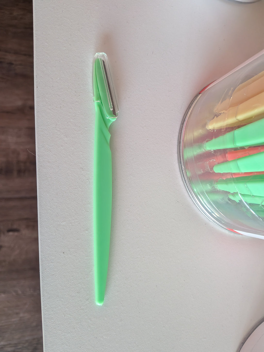 Facial Razor Dermaplaning Tool