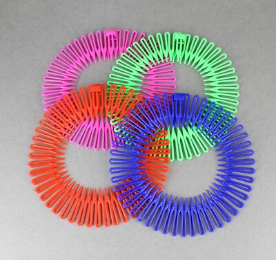 Flexible brush