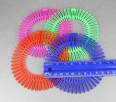 Flexible brush