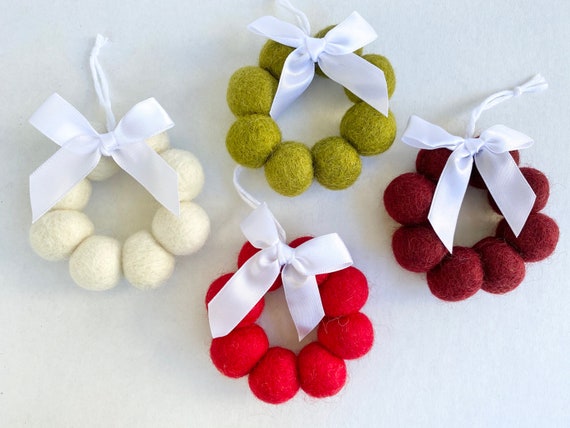 Holiday Bow Wreath with Ornaments