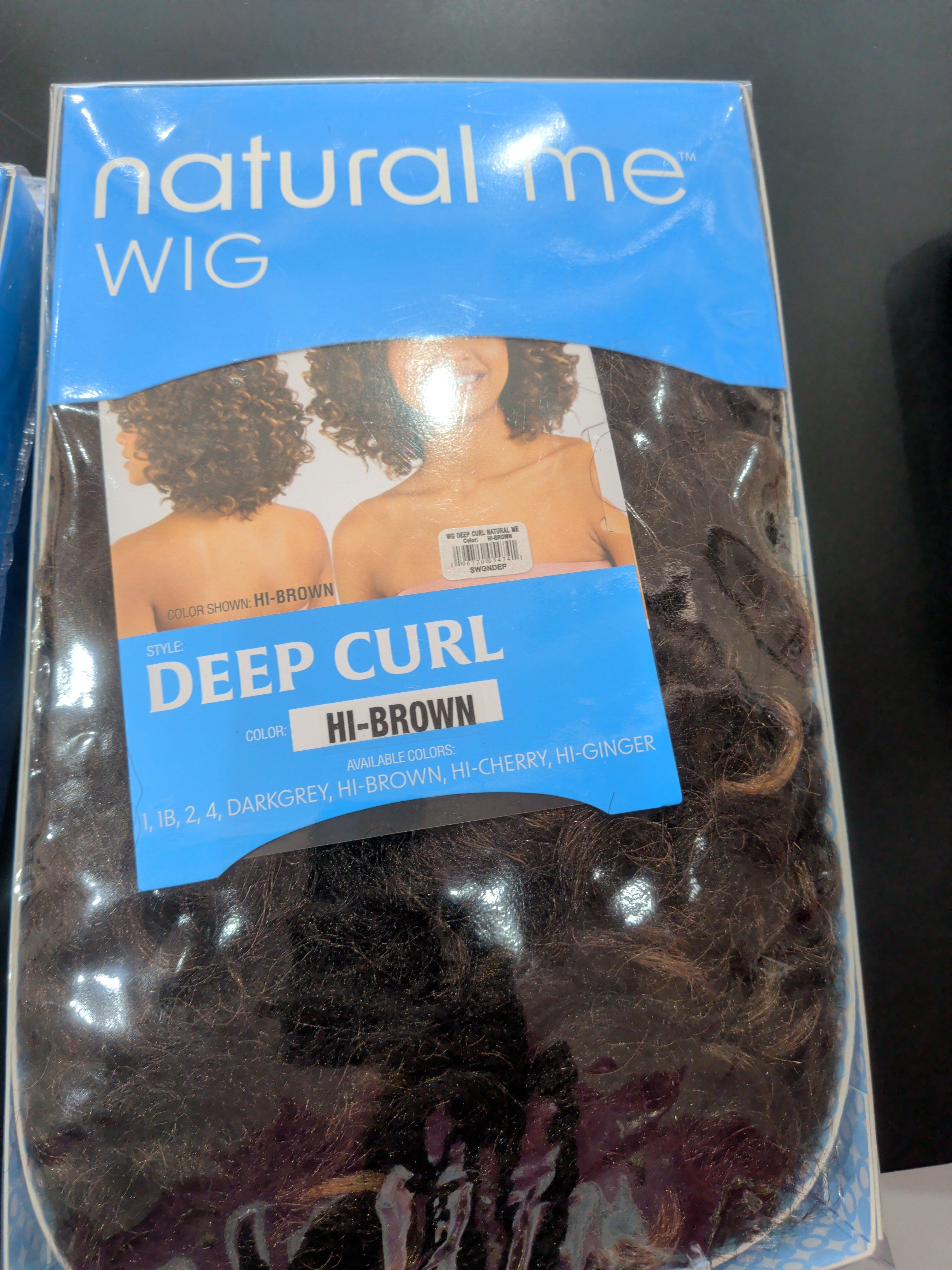 Natural Me wig deep curl Hi-Brown